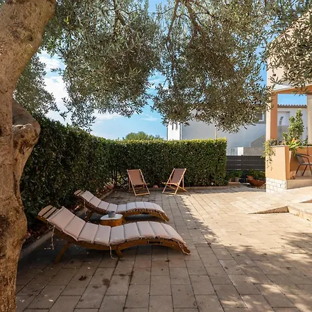 2 Bedroom Stunning In Zadar