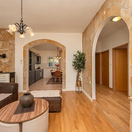 2 Bedroom Stunning In * Zadar